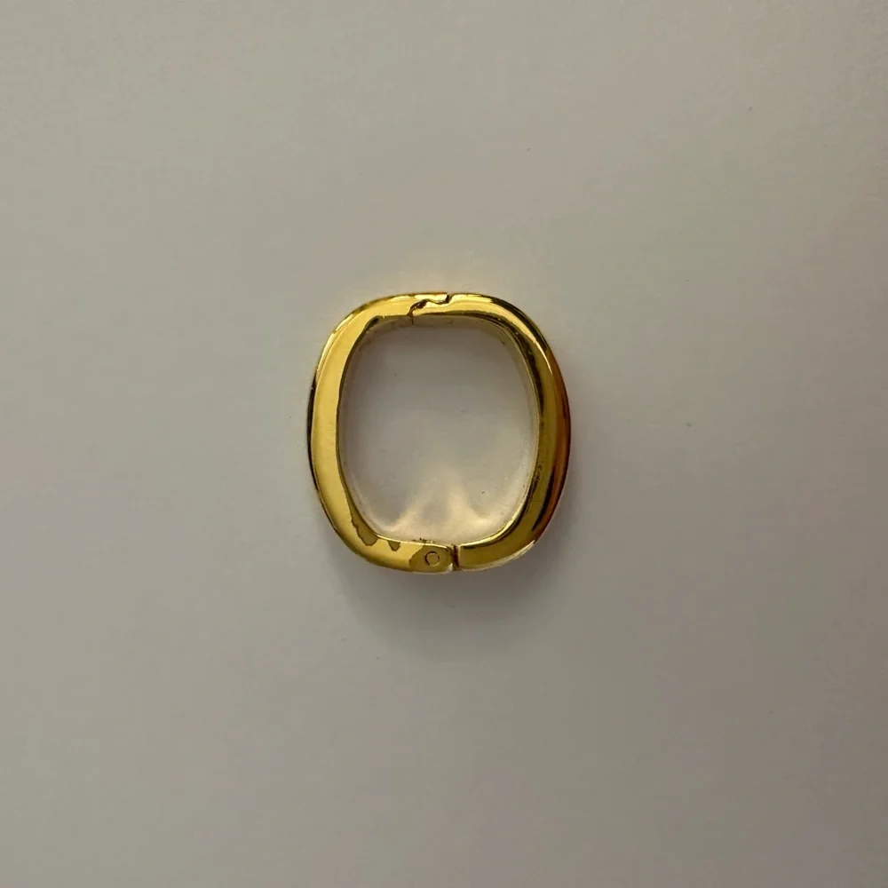 Elegant Gold Color Necklace Connector Clasp - Picture 3 of 3